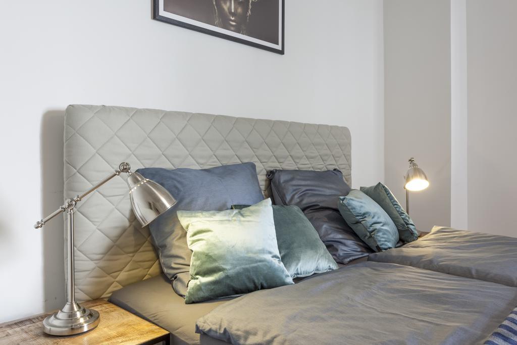 The Rheinsberger - Cosy 2Br One Living Room Up To 6 Berlim Exterior foto
