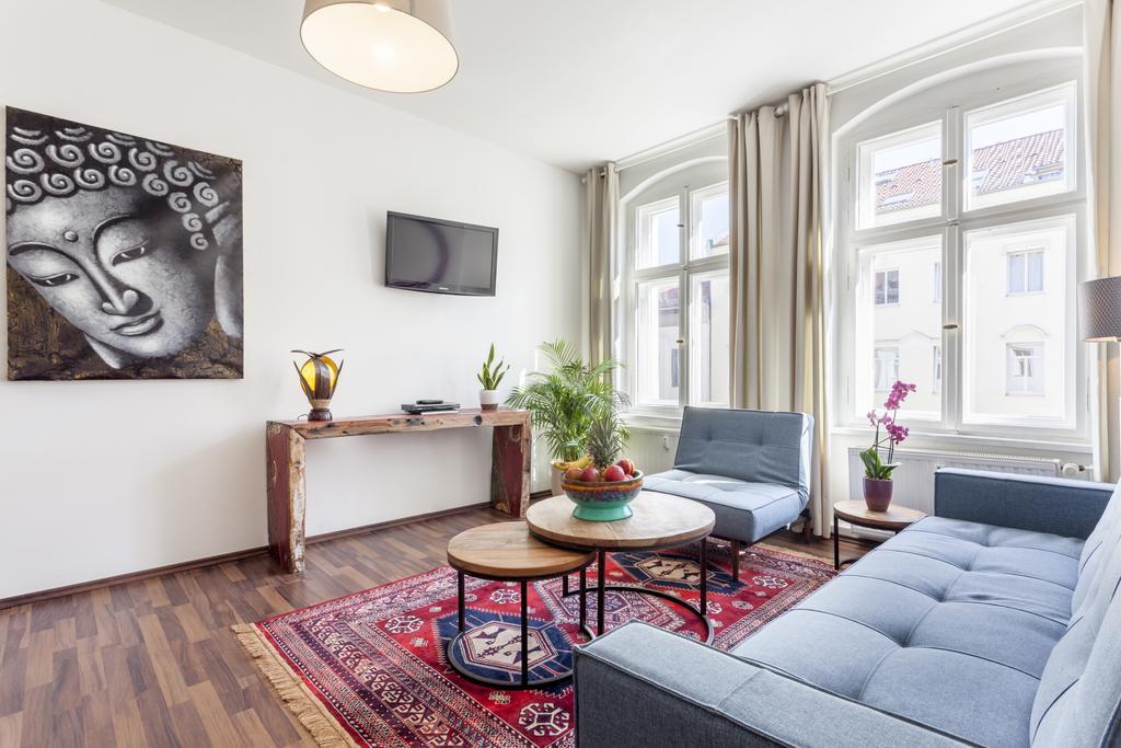 The Rheinsberger - Cosy 2Br One Living Room Up To 6 Berlim Exterior foto