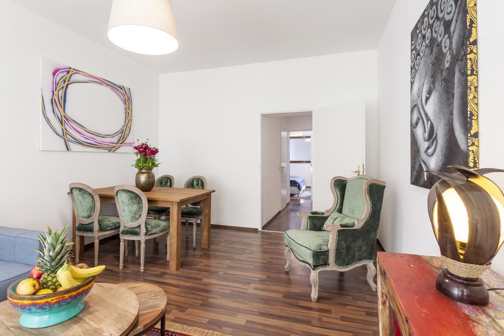 The Rheinsberger - Cosy 2Br One Living Room Up To 6 Berlim Exterior foto